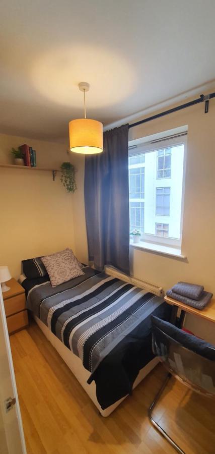 Double Room&Private Bath Near The Square Mile London Eksteriør bilde